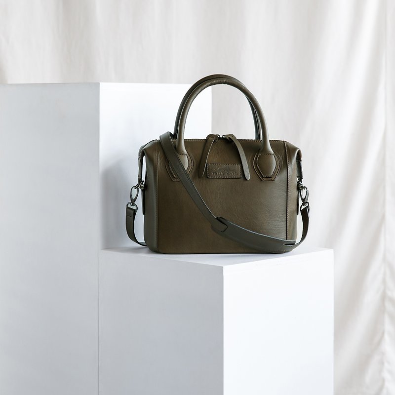 LAUREL - WOMAN LEATHER HANDBAG-OLIVE GREEN - Clutch Bags - Genuine Leather Green