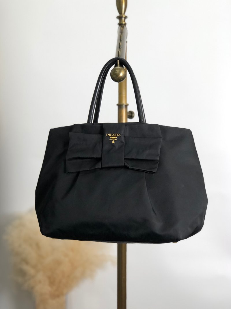 【 日本直送　名牌中古包 】PRADA プラダ ハンドバッグ ブラック ロゴ リボン ナイロン vintage ヴィンテージ オールド 5axa6v - 手提包/手提袋 - 尼龍 黑色