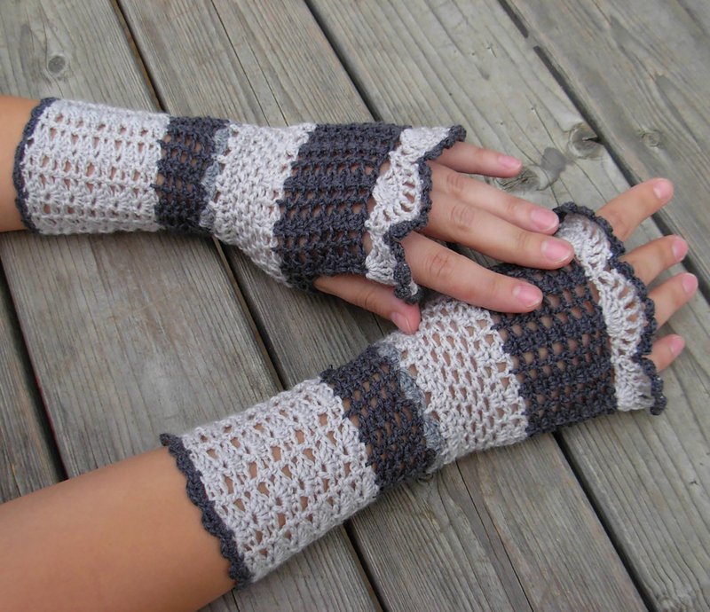 Crochet fingerless gray gloves Crochet wool mittens Lace gloves Arm warmers - Gloves & Mittens - Wool Gray