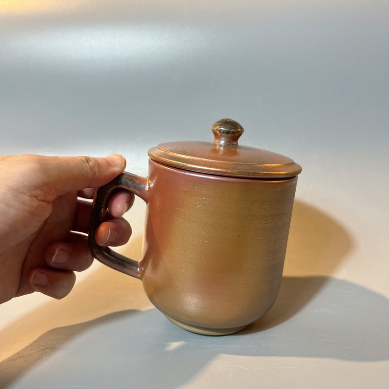 柴燒500cc有蓋馬克杯 / 啤酒杯 / 小平凡手作 - 茶壺/茶杯/茶具 - 陶 
