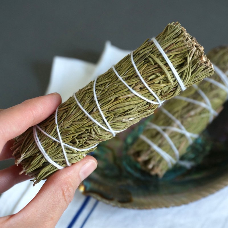 diseno Living 加洲迷迭香煙薰棒 4寸 真空包裝 - 香氛/精油/擴香 - 植物．花 綠色