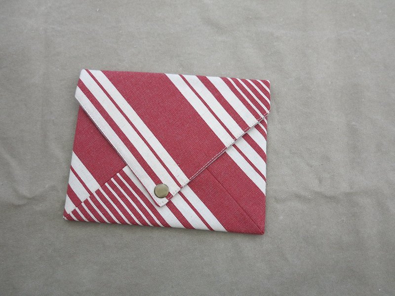 【信封包】收納小袋 (優雅紅條紋) - 化妝袋/收納袋 - 棉．麻 紅色