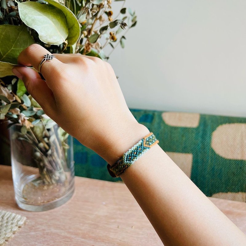 森シリーズ - 編組ブレスレット | Forest-05 - ブレスレット - 刺しゅう糸 