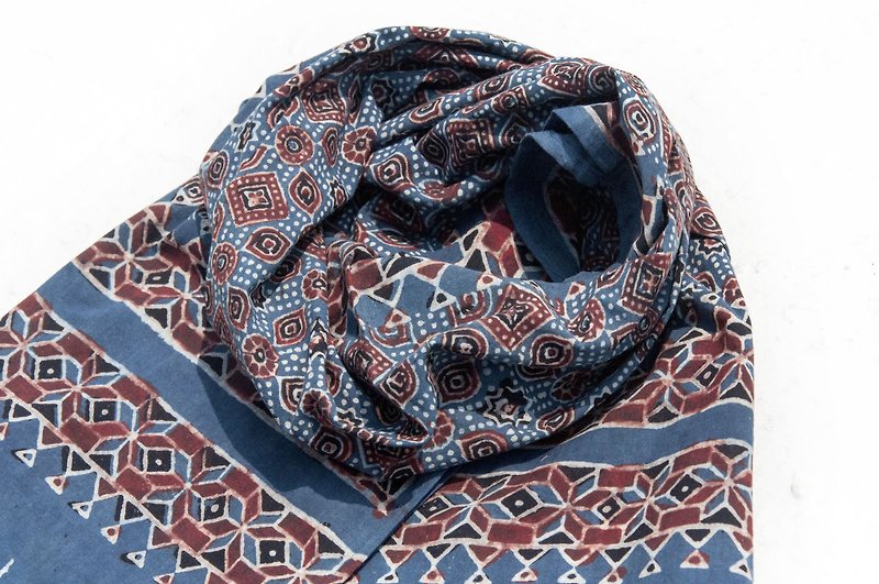 手織りの純粋なシルクスカーフ手作りの木の刻印植物染めスカーフブルー染め綿のスカーフ - ブルーの幾何学的なモスク - スカーフ - コットン・麻 ブルー