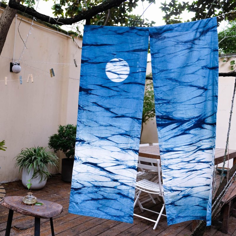 Taiwan shipped water moon blue dyed door curtain indigo vegetation dyed linen Chinese style Japanese partition curtain - Doorway Curtains & Door Signs - Cotton & Hemp Blue