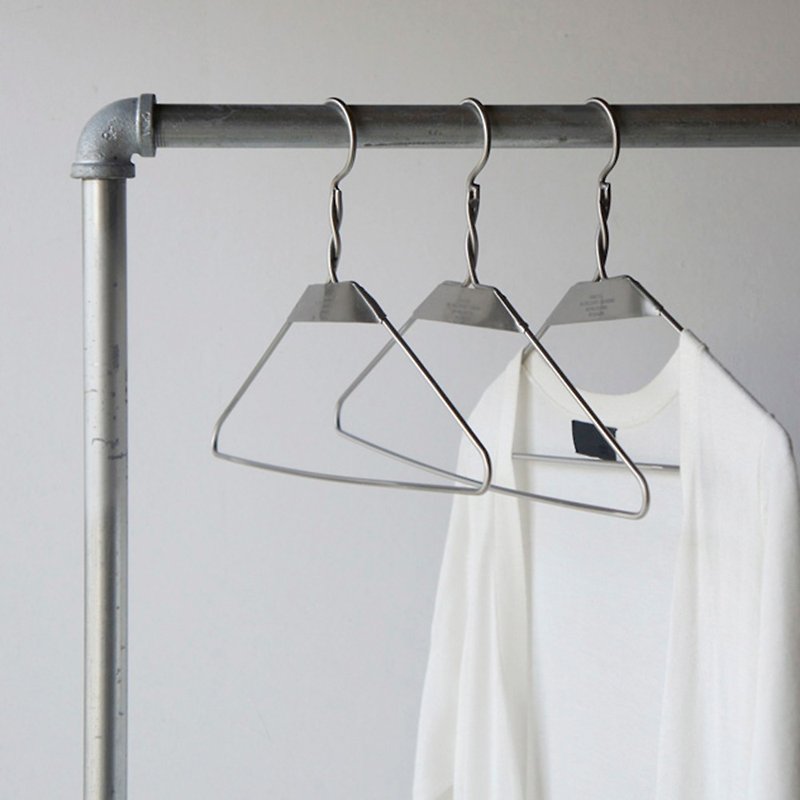 WIRE HANGER retro steel hanger in one - Hangers & Hooks - Other Metals Silver