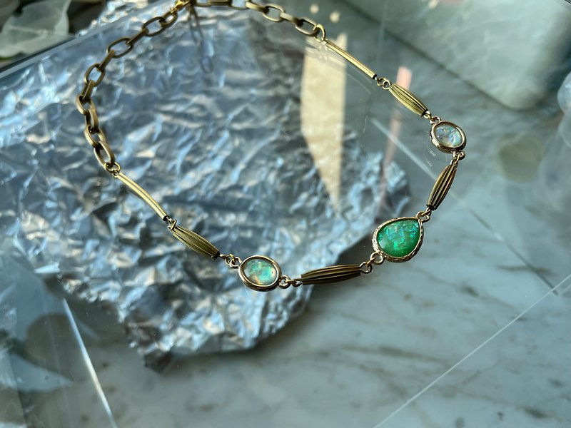 Imitation Opal necklace - สร้อยคอ - โลหะ สีใส