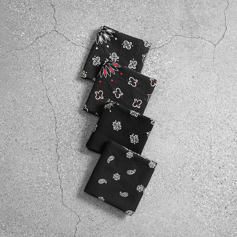 Vintage Bandana 美式方巾 / 古著方巾、方巾穿搭、古著變形蟲 - 手帕 - 棉．麻 黑色