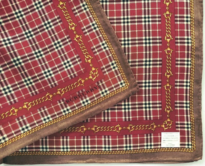 Burberry Vintage Check Scarf with Gold Chain Border – Red Brown 23 x 23 inches - 手帕 - 棉．麻 紅色