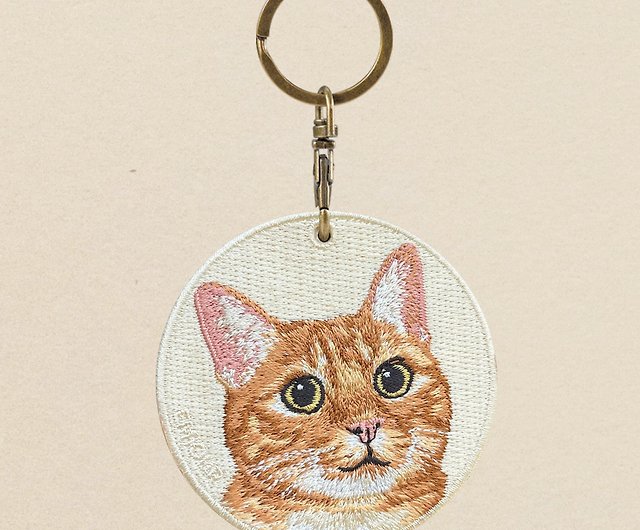 EMJOUR 両面刺繍チャーム - オレンジ猫 | シミュレーション刺繍