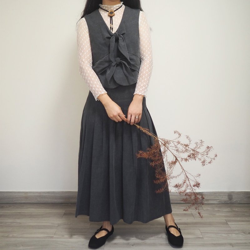 綁結背心外套 Bowti Vest - 背心/無袖上衣 - 棉．麻 