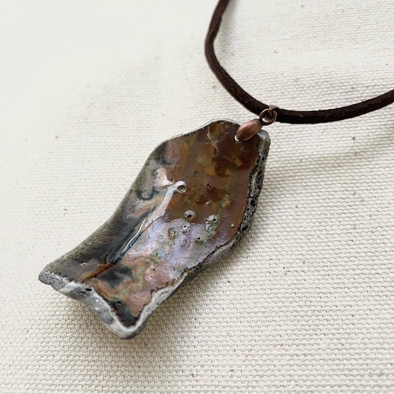 Flow | Handmade pottery necklace - สร้อยคอ - ดินเผา สีนำ้ตาล