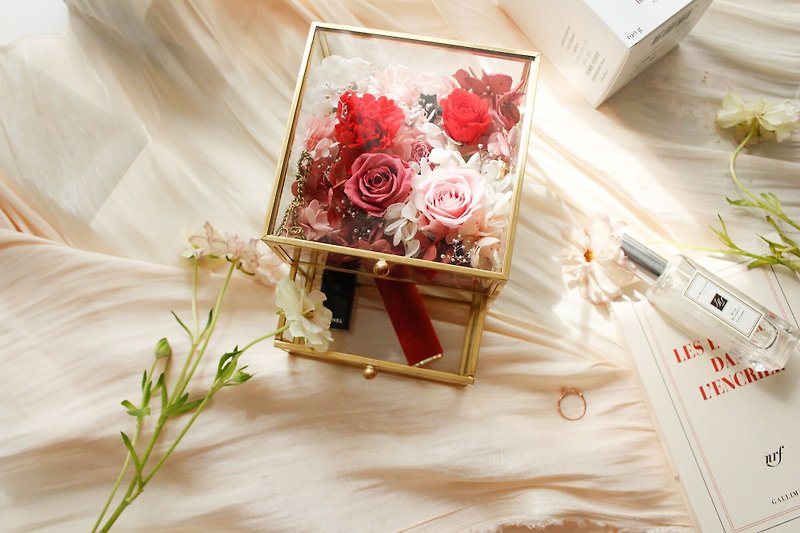 for mommy! / Mother’s Day metal-edged storage box/Mother’s Day gift/Mother’s Day flower gift - ช่อดอกไม้แห้ง - พืช/ดอกไม้ 