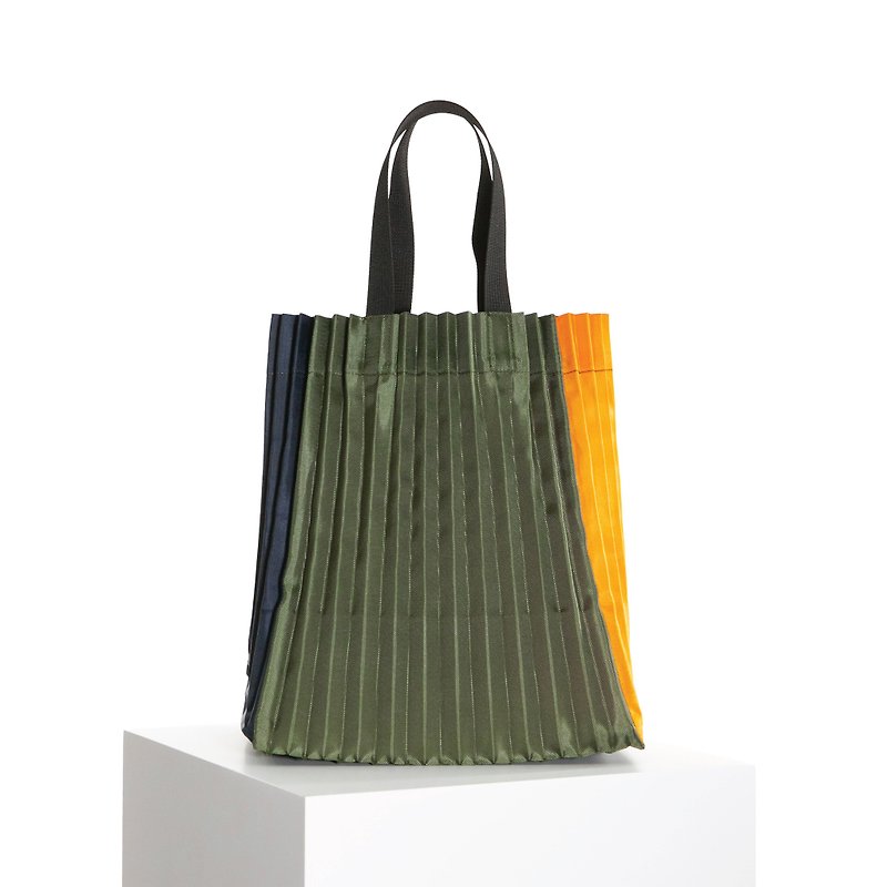 Errorism * Pleated tricolour panel (s)hopping bag - Handbags & Totes - Polyester 