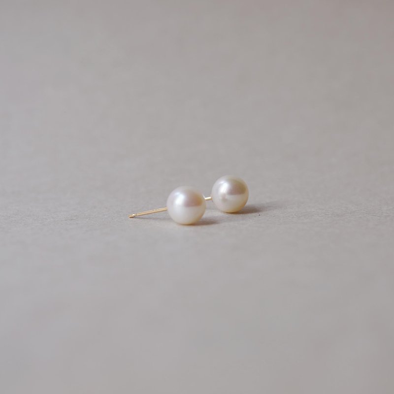 K18 アコヤ真珠ピアス - 耳環/耳夾/耳骨夾 - 珍珠 白色