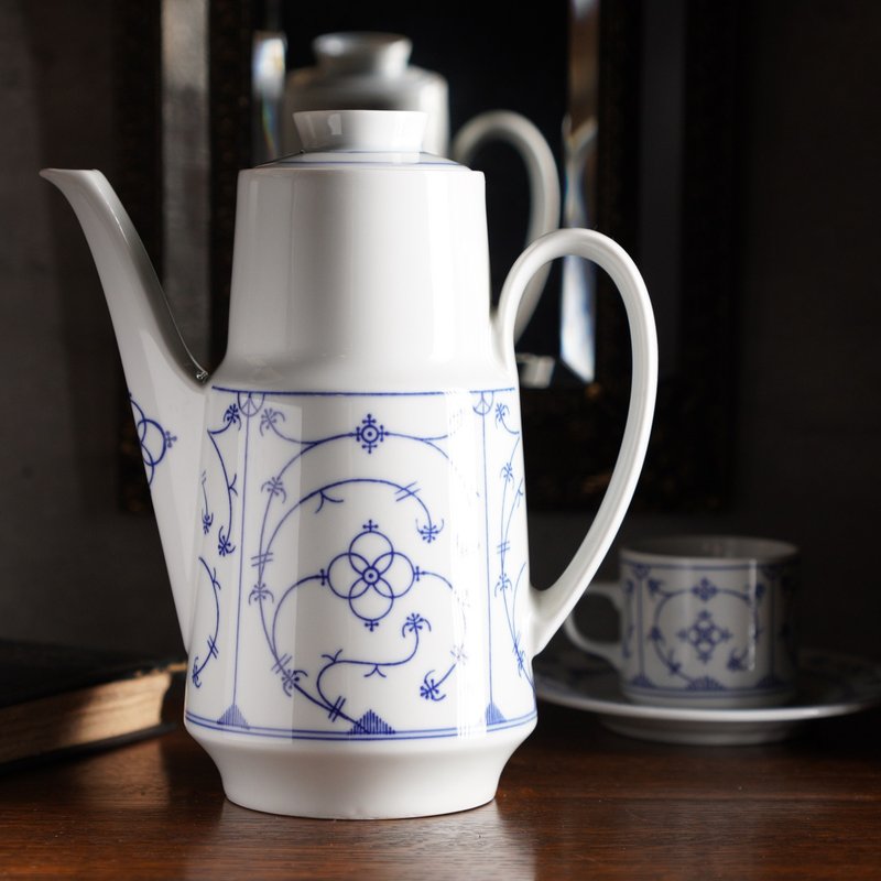德國Winterling唐草紋Blau Saks咖啡壺/茶壺 - 咖啡壺/手沖壺 - 瓷 白色