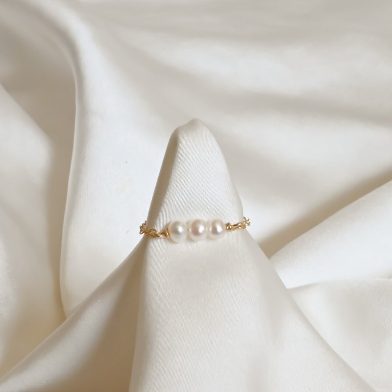 Gini | Grande 002 - General Rings - Pearl Gold