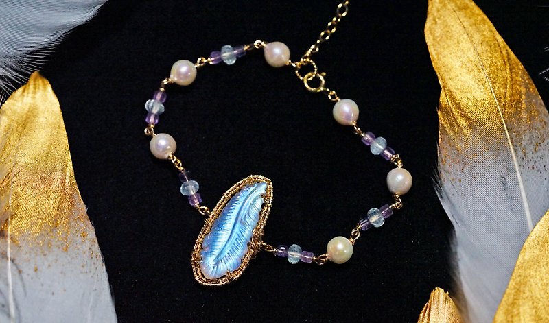 Pure hand-made 14K gold wrapped thread moonstone pearl jewel bracelet - Bracelets - Gemstone Multicolor