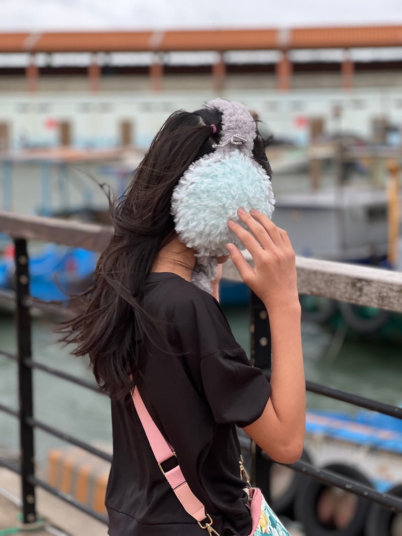 Furry ear warmers-Lake Blue - หมวก - ผ้าฝ้าย/ผ้าลินิน สีเหลือง