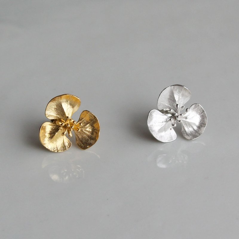 Sagittaria trifolia earrings - Earrings & Clip-ons - Sterling Silver Gold