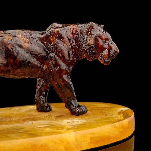 小さな琥珀の虎の置物、虎のアート、室内装飾、手作りの琥珀のお