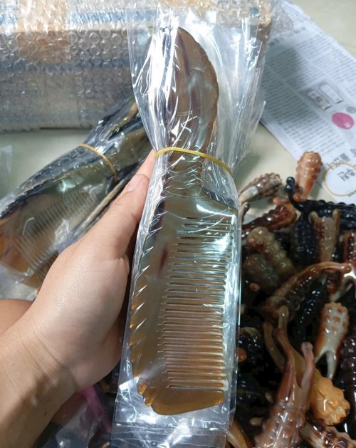 天然バッファローホーンコーム – 男性と女性のための手作り