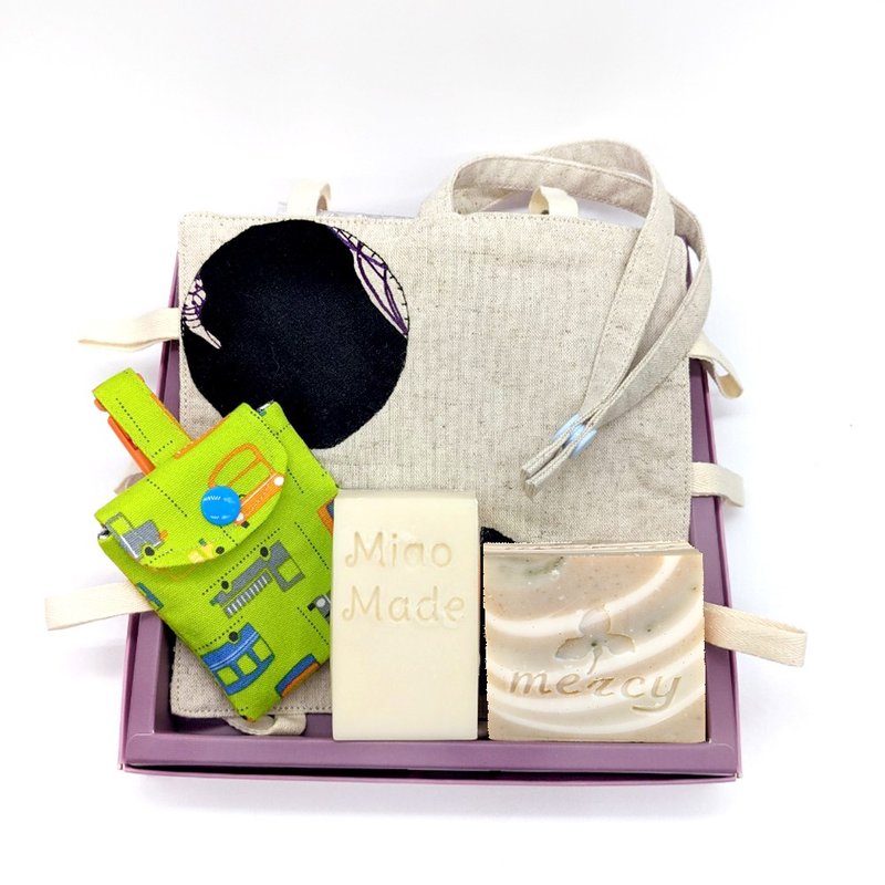 Mercy Newborn Blessing and Safe Gift Box - ของขวัญวันครบรอบ - วัสดุอื่นๆ 