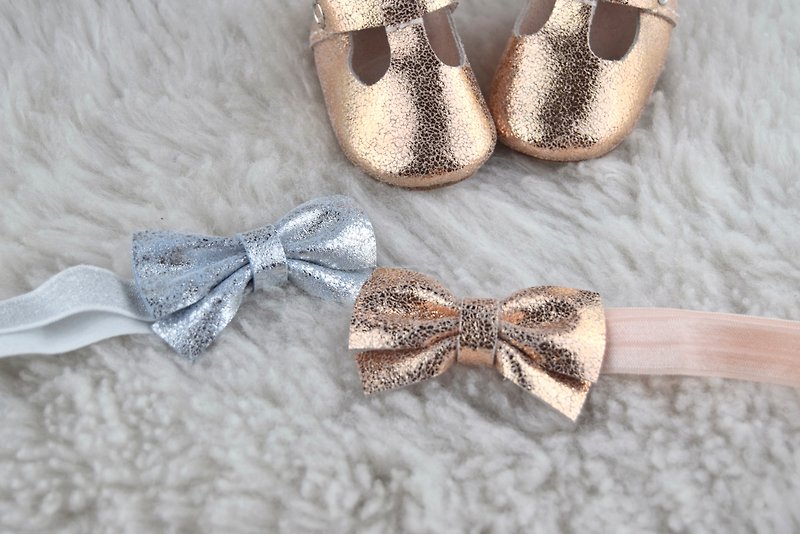 Set of 2 Leather Bows, Baby Girl Headbands, Toddler Girl Sparkle Hair Accessories, Handmade Glitter Rose Gold and Silver Blue Leather Bows - เครื่องประดับผม - หนังแท้ สึชมพู