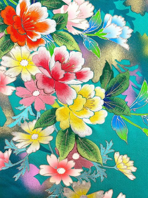打掛　きものアート8 vintage fabric 高級刺繍　花　日本送料込み 打掛 きものアート8 vintage fabric 高級刺繍 花 日本送料込み