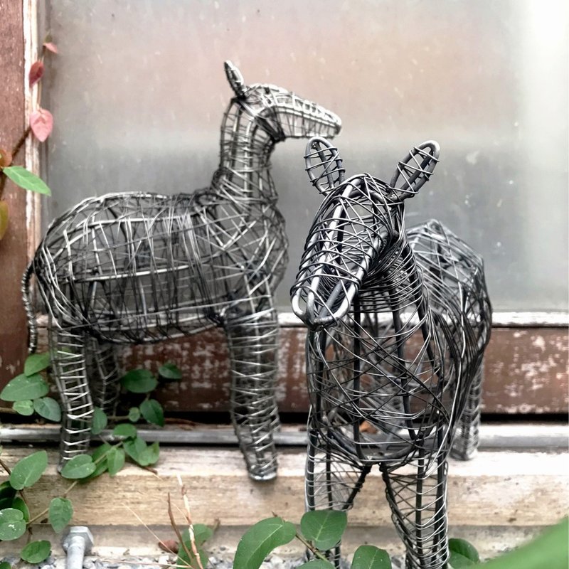動物圓舞曲_鐵線羊駝君 - 擺飾/家飾品 - 其他金屬 灰色
