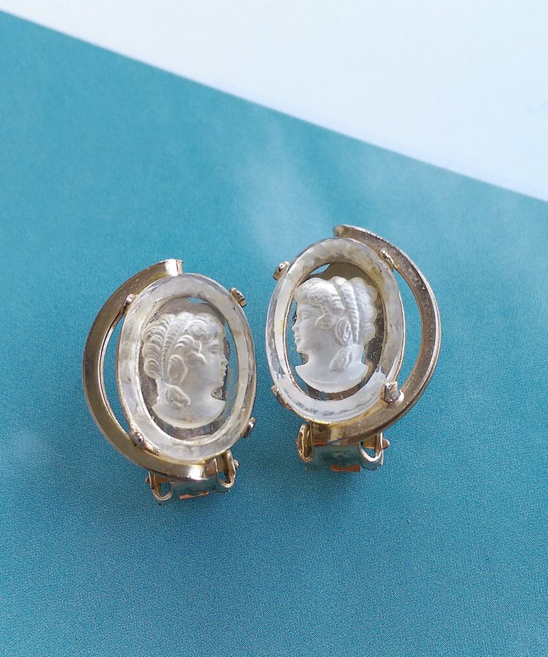 Vintage Jewelry 西洋古董飾品 CAMEO 清透 對稱 優雅 夾式耳環 - 耳環/耳夾/耳骨夾 - 其他金屬 金色