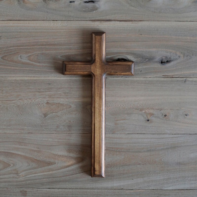 Amour love wood - solid wood distressed cross pure white. Dark wood - Wall Décor - Wood 