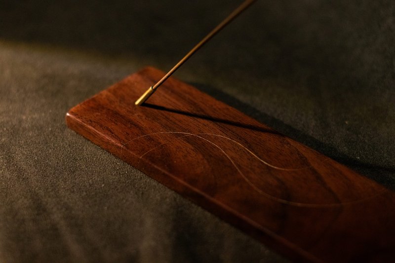 [Fiber Condensation - Inlaid Incense sticks Holder] | Hidden Mountain | Incense | Incense sticks| Black Walnut | Maple - Fragrances - Wood Brown