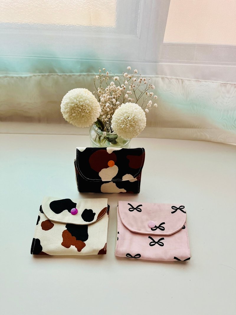 Handmade coin purse/small cloth bag/card holder - กระเป๋าใส่เหรียญ - ผ้าฝ้าย/ผ้าลินิน สีดำ