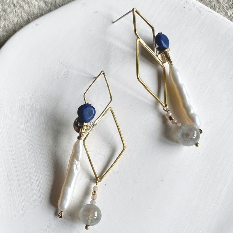 pearl earrings - ต่างหู - เครื่องเพชรพลอย สีน้ำเงิน