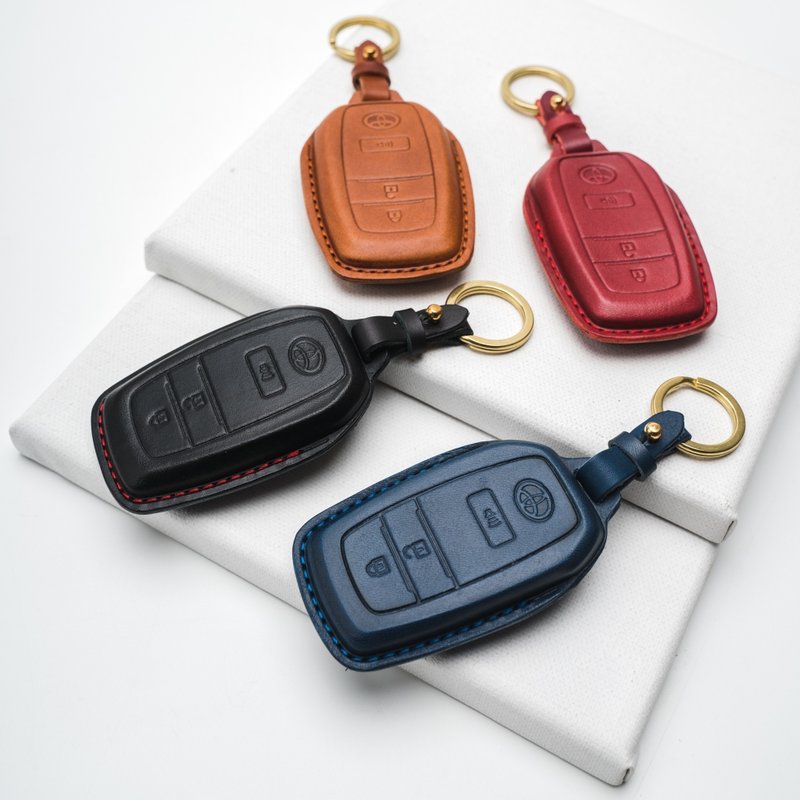 TOYOTA Toyota Corolla Sport RAV4 Camry Altis Smart Key Leather Case Car - Keychains - Genuine Leather 