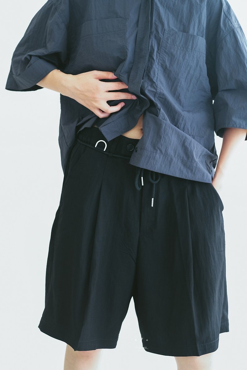 Unisex suit shorts with rope details - 3 colors - West Black - กางเกงขาสั้น - ไฟเบอร์อื่นๆ สีดำ