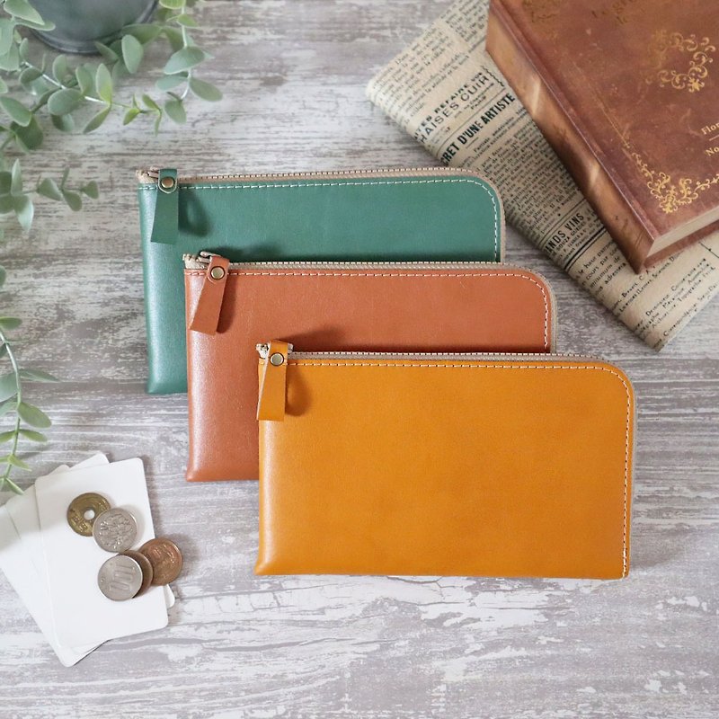Thin long wallet that holds cards and makes it easy to see coins Available in 2 colors New colors for spring - กระเป๋าสตางค์ - วัสดุอื่นๆ สีส้ม