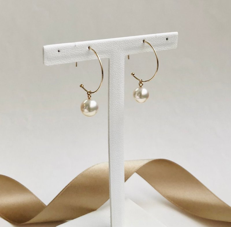 Akoya pearl  earring  K18 gold750 sea perl - 耳環/耳夾 - 貴金屬 金色