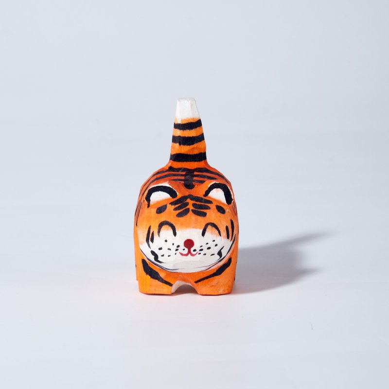 Tara 老虎木雕 - 擺飾/家飾品 - 木頭 橘色