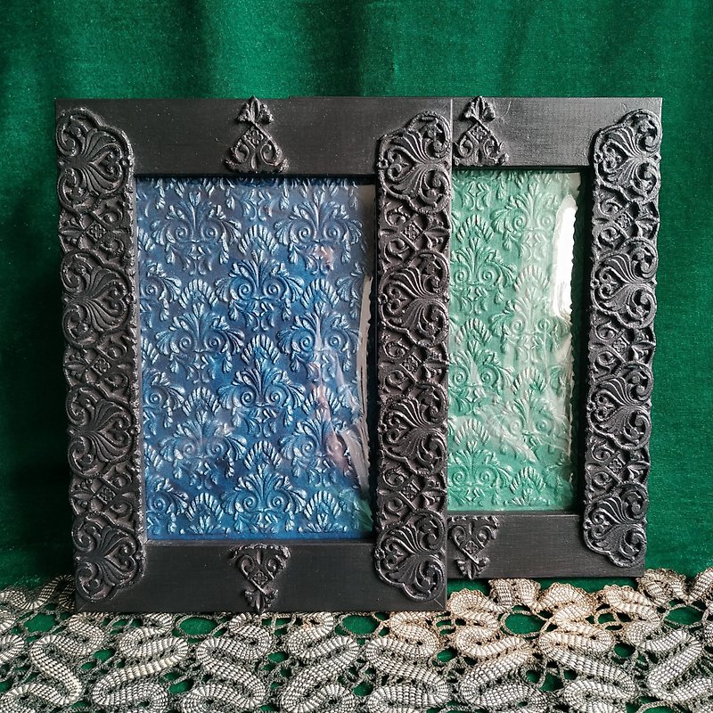 Black gothic frame (for photo 4*6 inches) - Picture Frames - Wood Black