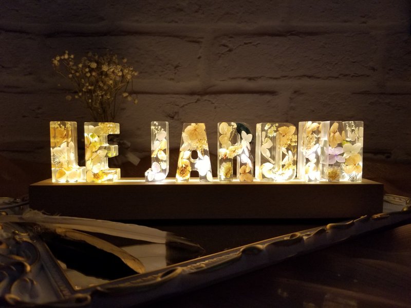 【Brown Tone】Customized Real Flower Letter Night Light - Lighting - Resin 