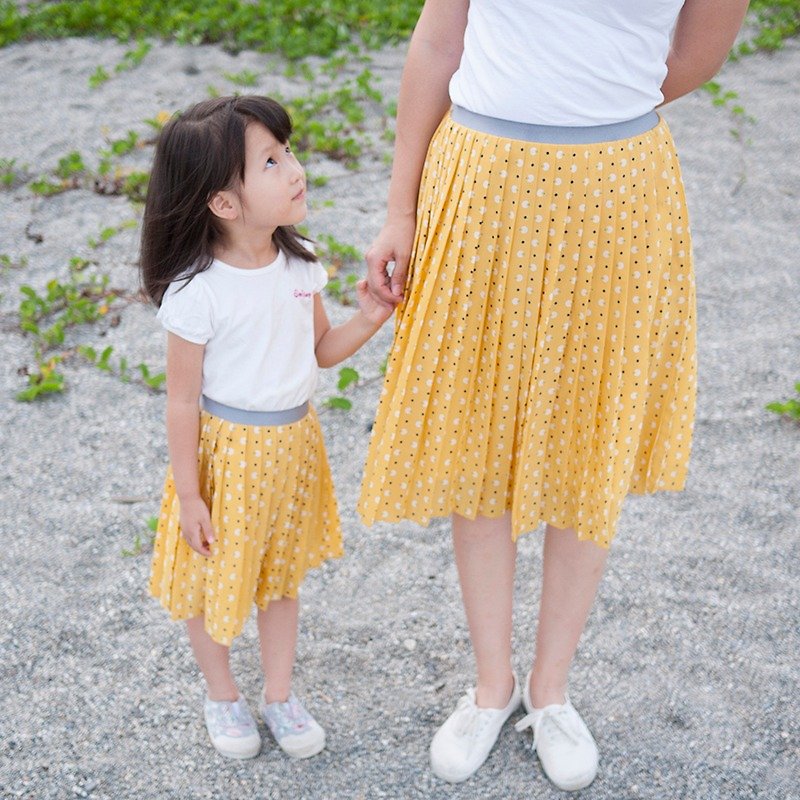 Elf eat bean yellow print chiffon pleated skirt _ child models - อื่นๆ - ผ้าฝ้าย/ผ้าลินิน สีเหลือง