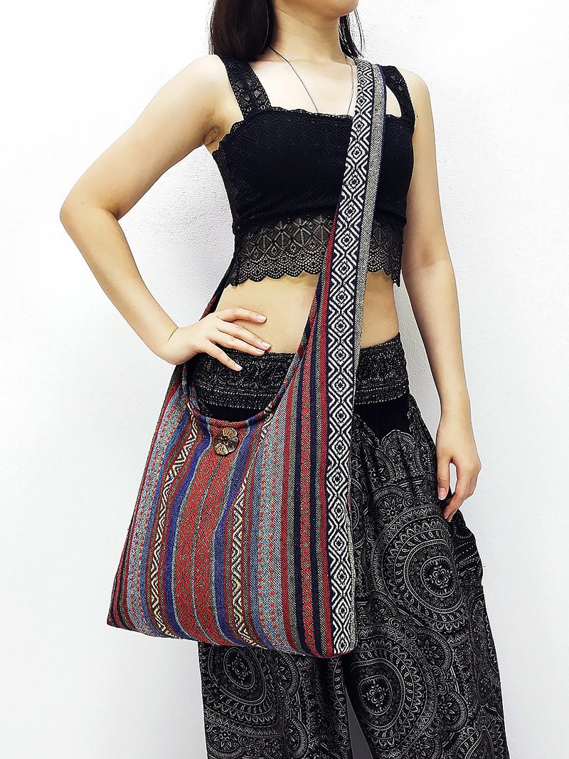Woven Cotton Bag Shoulder bag Crossbody bag Bohemian Unisex Hobo bag Long Strap - 其他 - 棉．麻 紅色