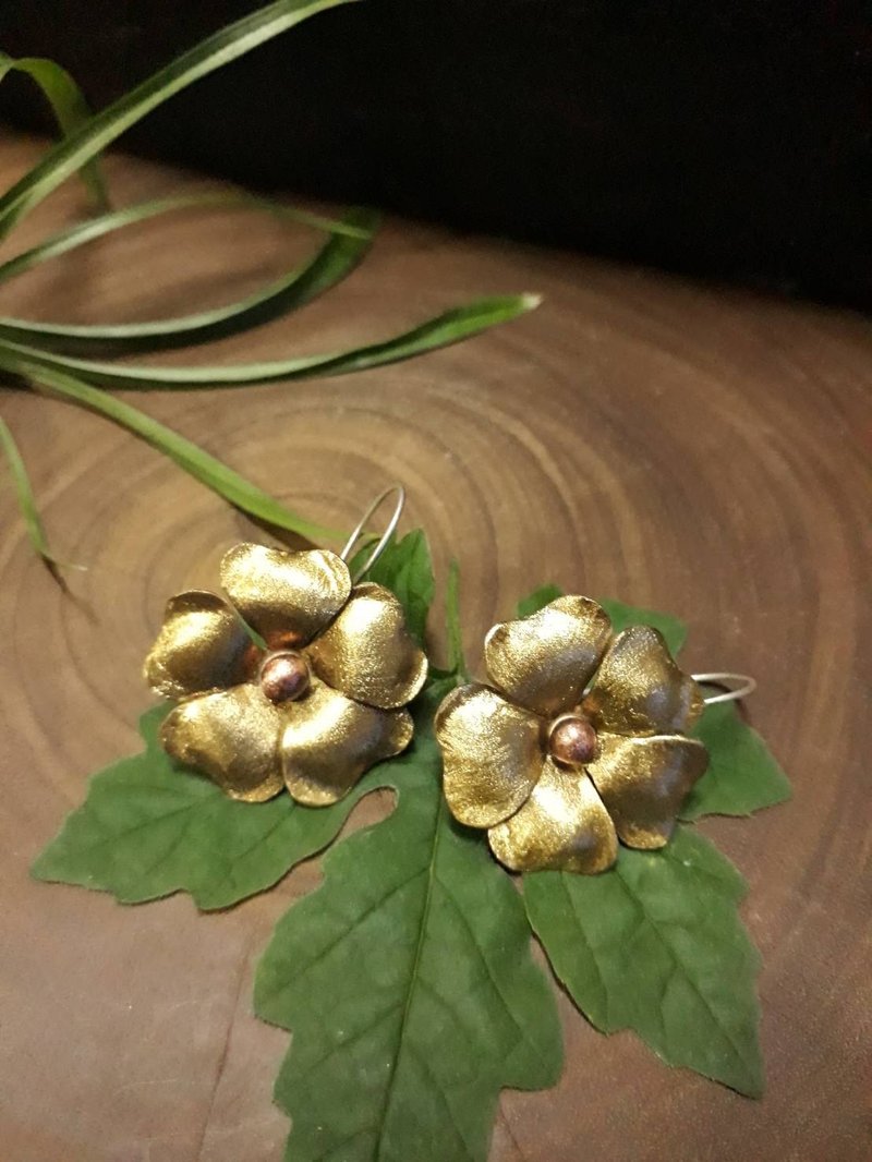 flower earrings - Earrings & Clip-ons - Silver 