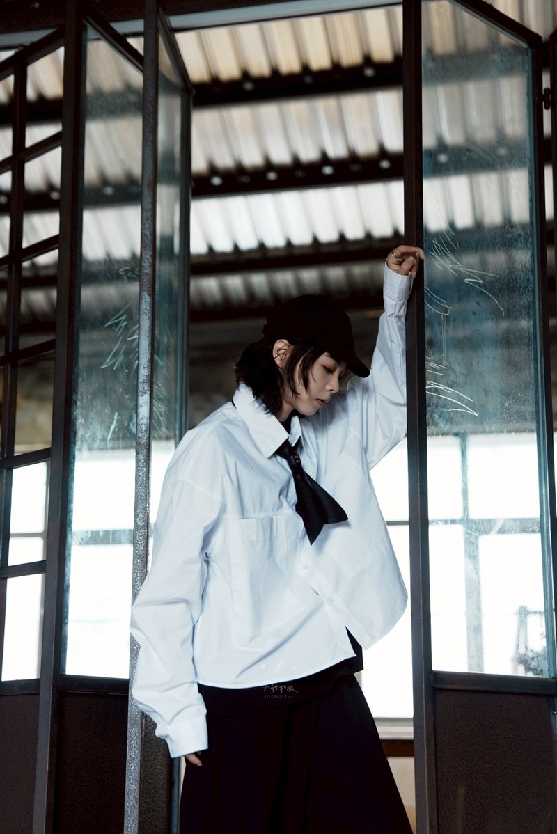 好黑好白長袖襯衫 - 2色 - 常常白 - 女襯衫 - 棉．麻 白色