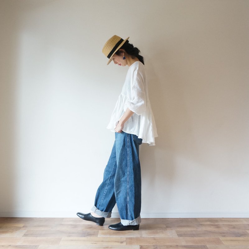 French linen gather blouse OFF/W - 女襯衫 - 棉．麻 白色