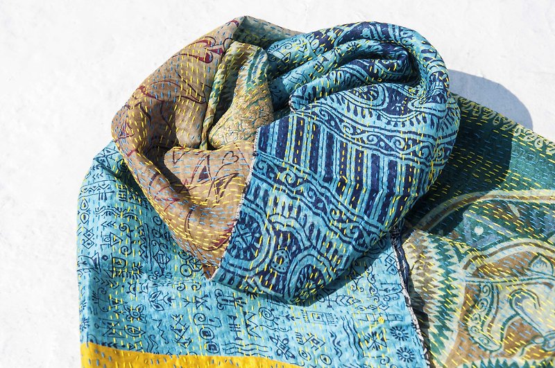 Hand-stitched sari silk scarf / silk embroidery scarf / Indian silk embroidery scarf - Star Geometry Totem - ผ้าพันคอ - ผ้าไหม หลากหลายสี
