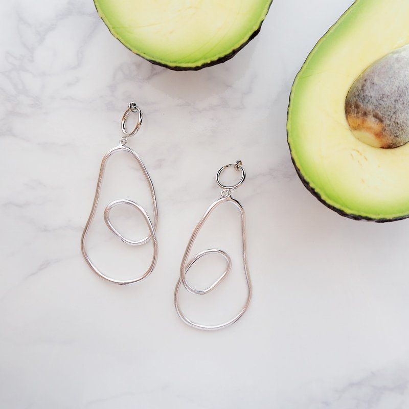 Avocado Earrings (Silver) - ต่างหู - โลหะ สีเงิน