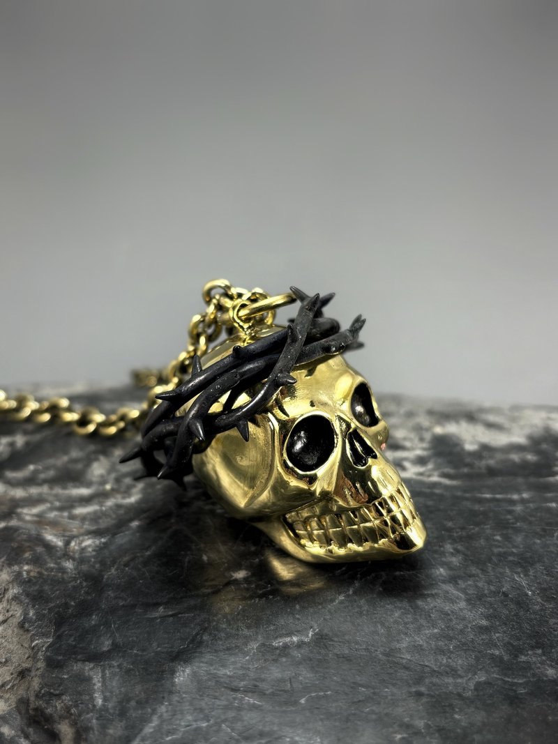 Blackened Crown of Thorns Golden Brass Skull Necklace. Available in 4 Colourways - สร้อยคอ - โลหะ 